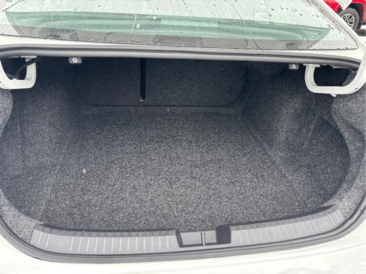 2021 Volkswagen Jetta Execline LEATHER ROOF NAV MEMORY SEATS C Photo