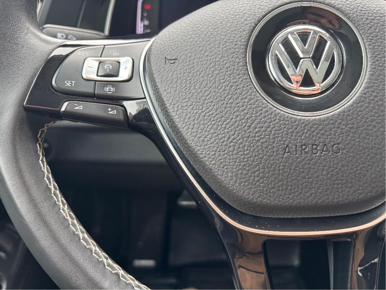 2021 Volkswagen Jetta Execline LEATHER ROOF NAV MEMORY SEATS C Photo