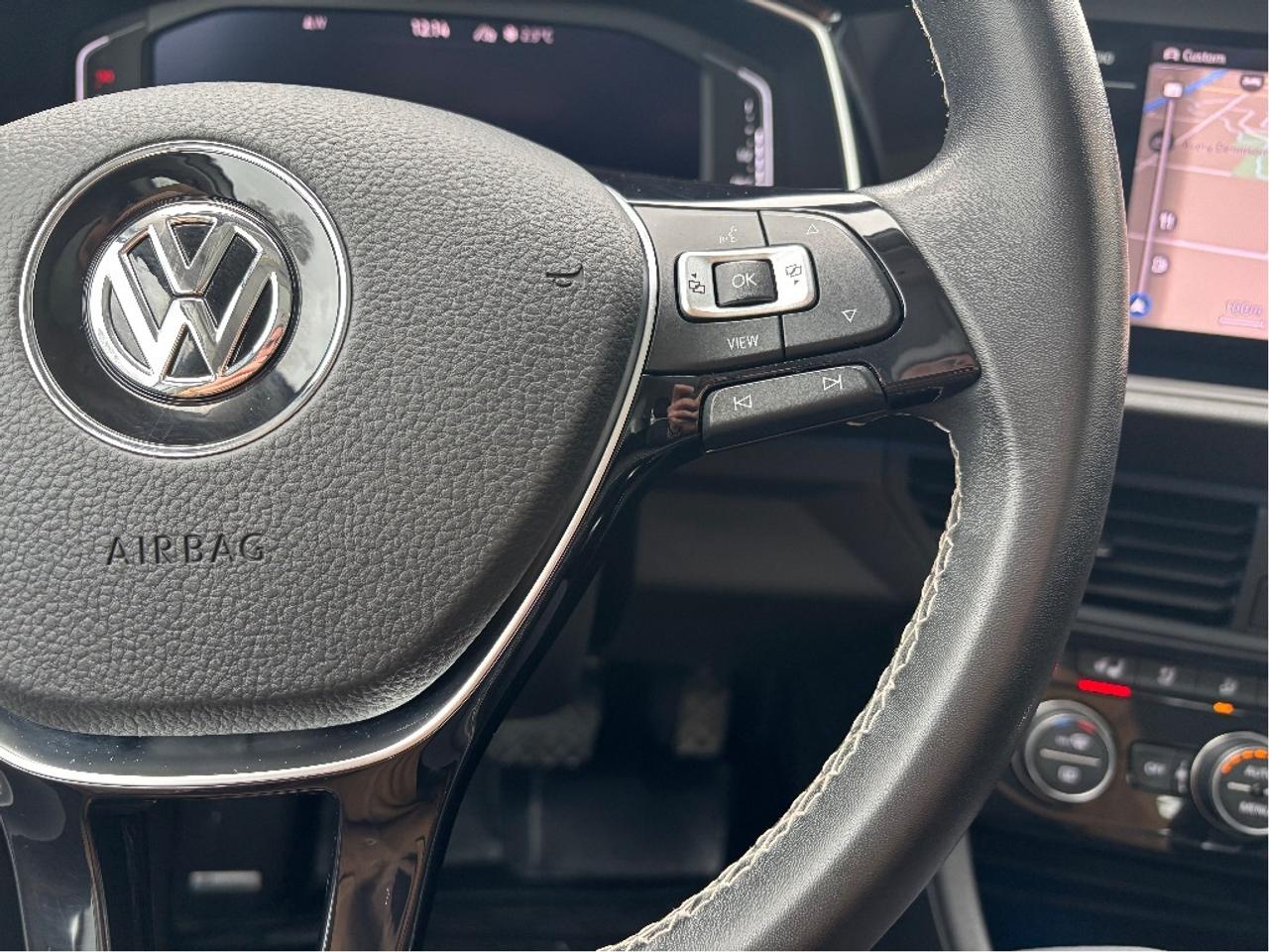 2021 Volkswagen Jetta Execline LEATHER ROOF NAV MEMORY SEATS C Photo