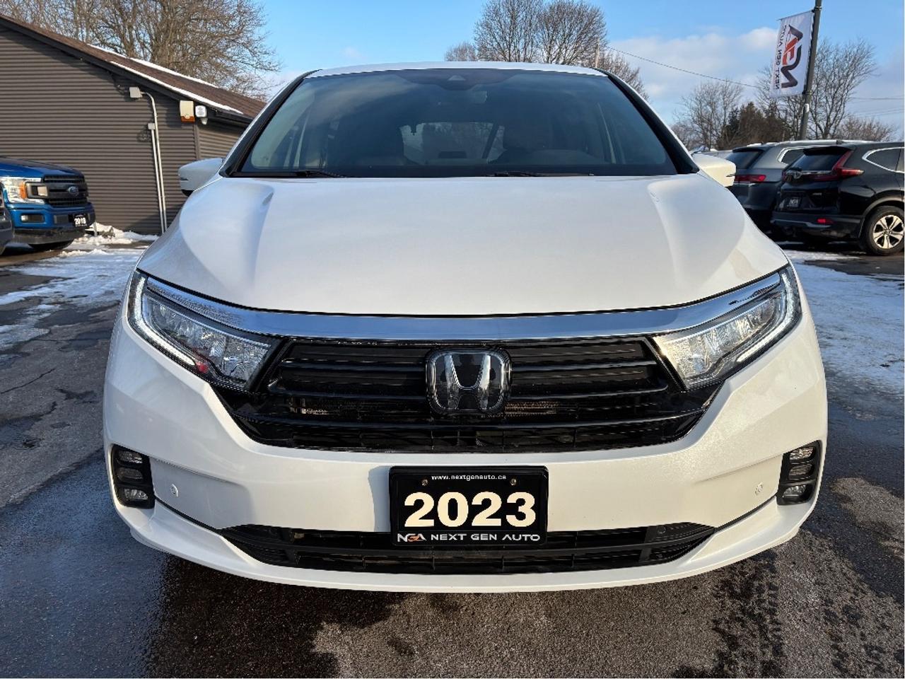 2023 Honda Odyssey EX-L 8 PASS LEATHER MEMORY SEATS ROOF ON Photo2