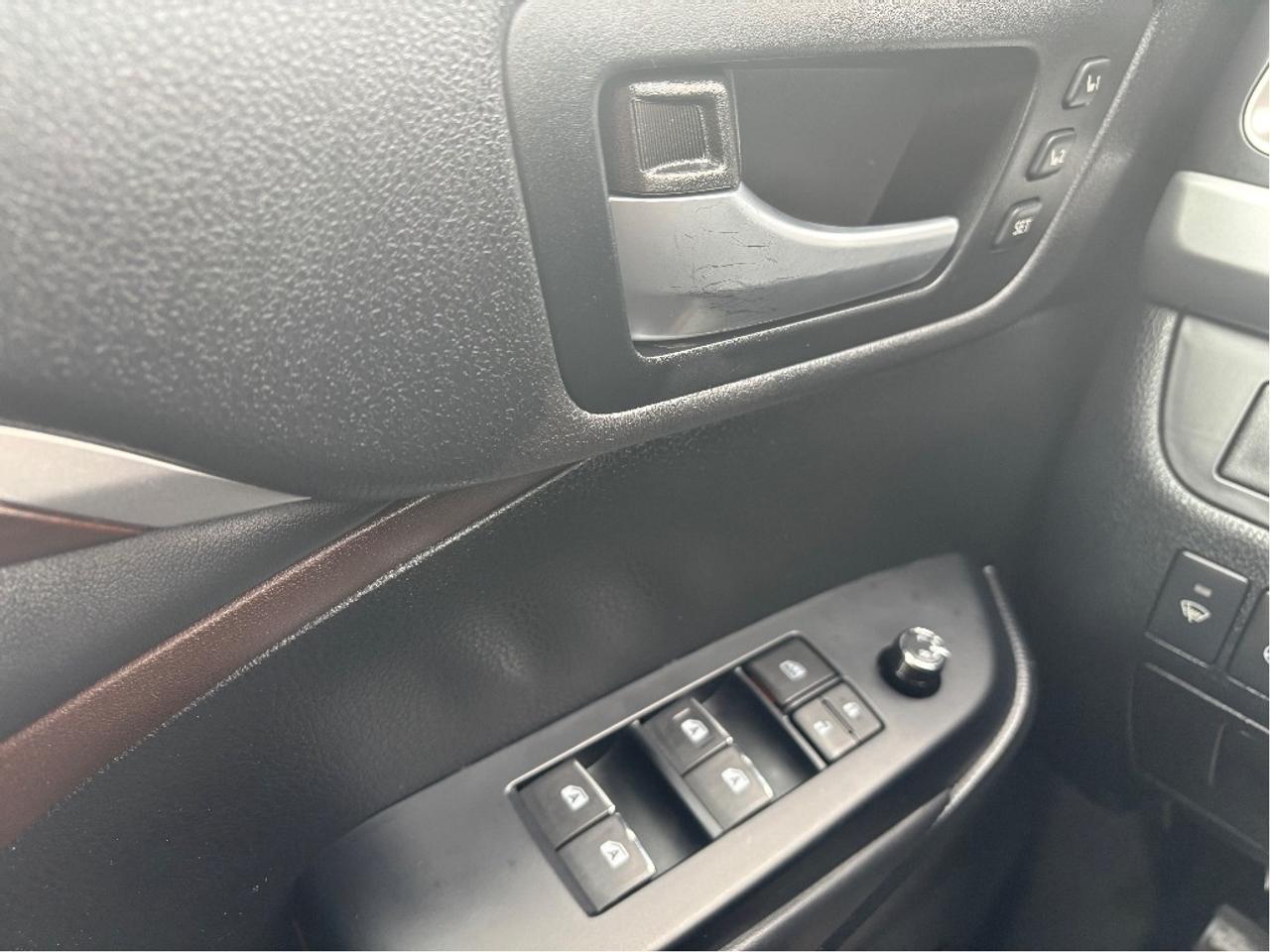 2015 Toyota Highlander Limited AWD 7 PASS LEATHER NAV ROOF ONE Photo