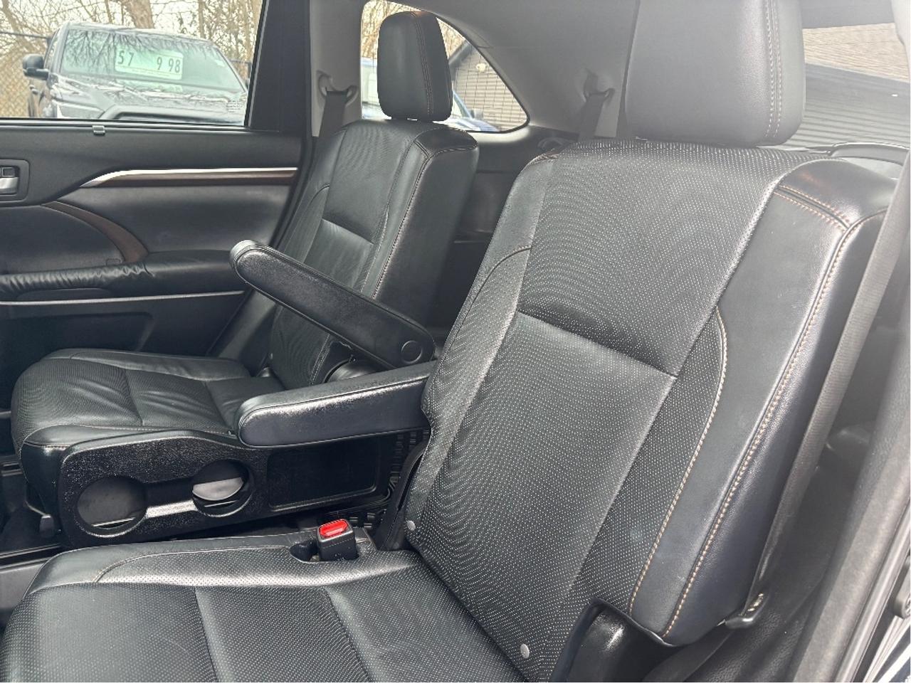 2015 Toyota Highlander Limited AWD 7 PASS LEATHER NAV ROOF ONE Photo