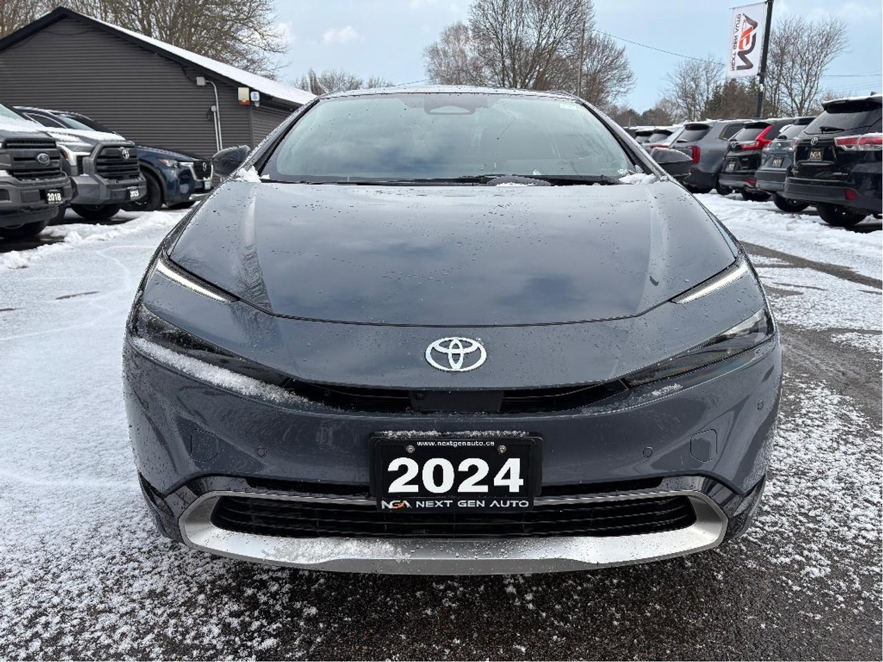 2024 Toyota Prius Prime XSE Premium LEATHER PANO ROOF ONE OWNER CL Photo