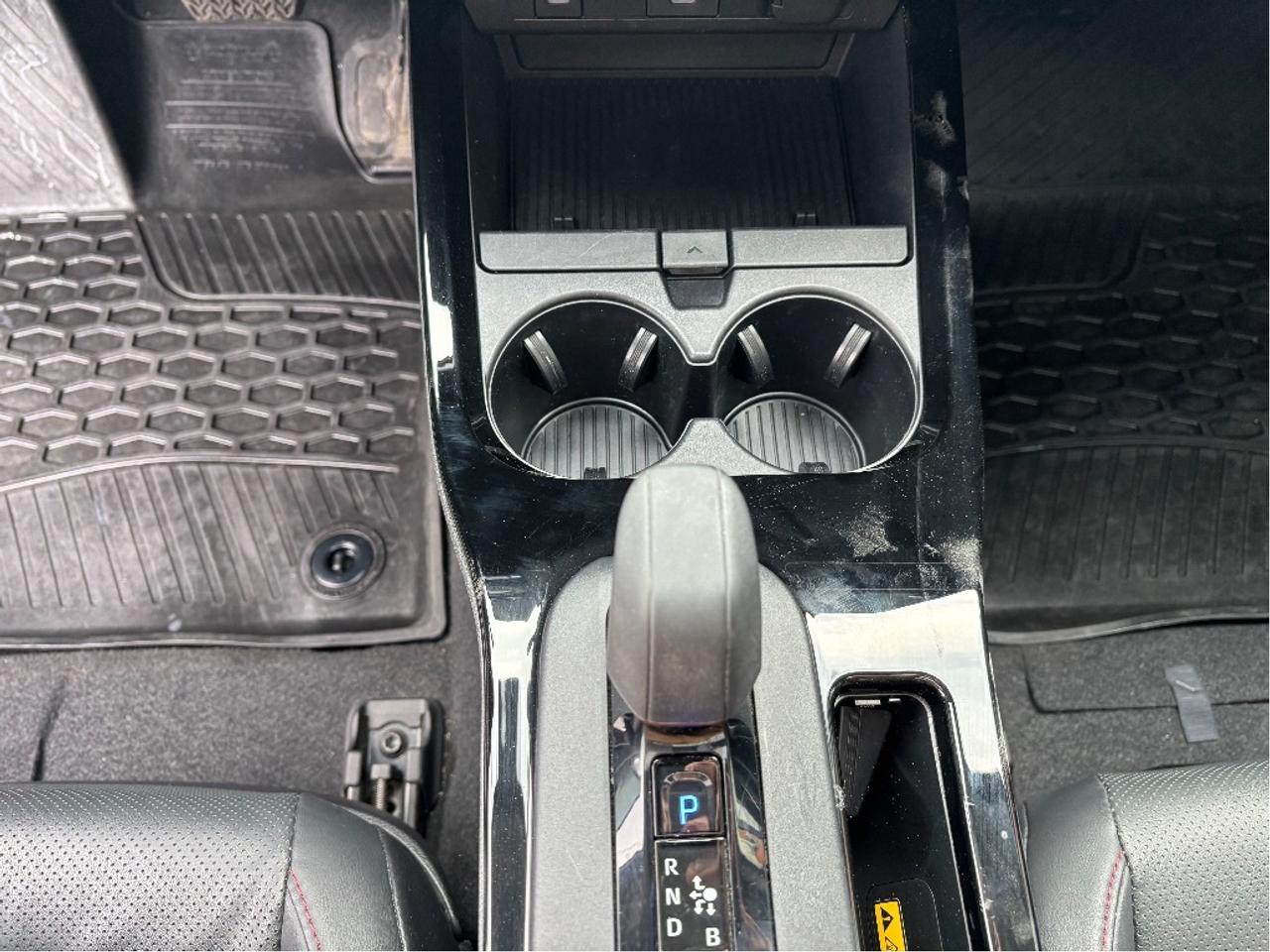 2024 Toyota Prius Prime XSE Premium LEATHER PANO ROOF ONE OWNER CL Photo