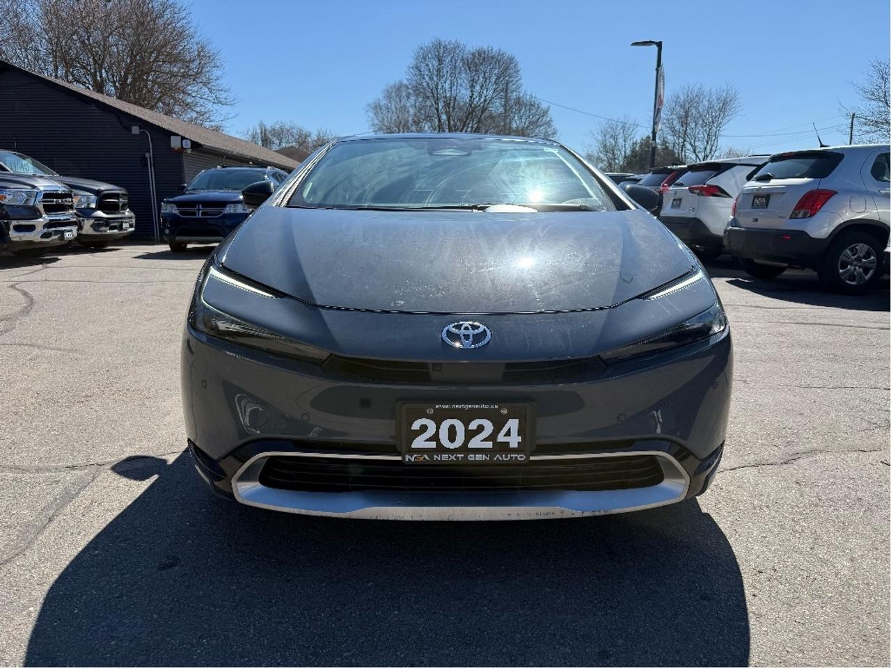 2024 Toyota Prius Prime XSE Premium LEATHER PANO ROOF ONE OWNER CLEAN Photo
