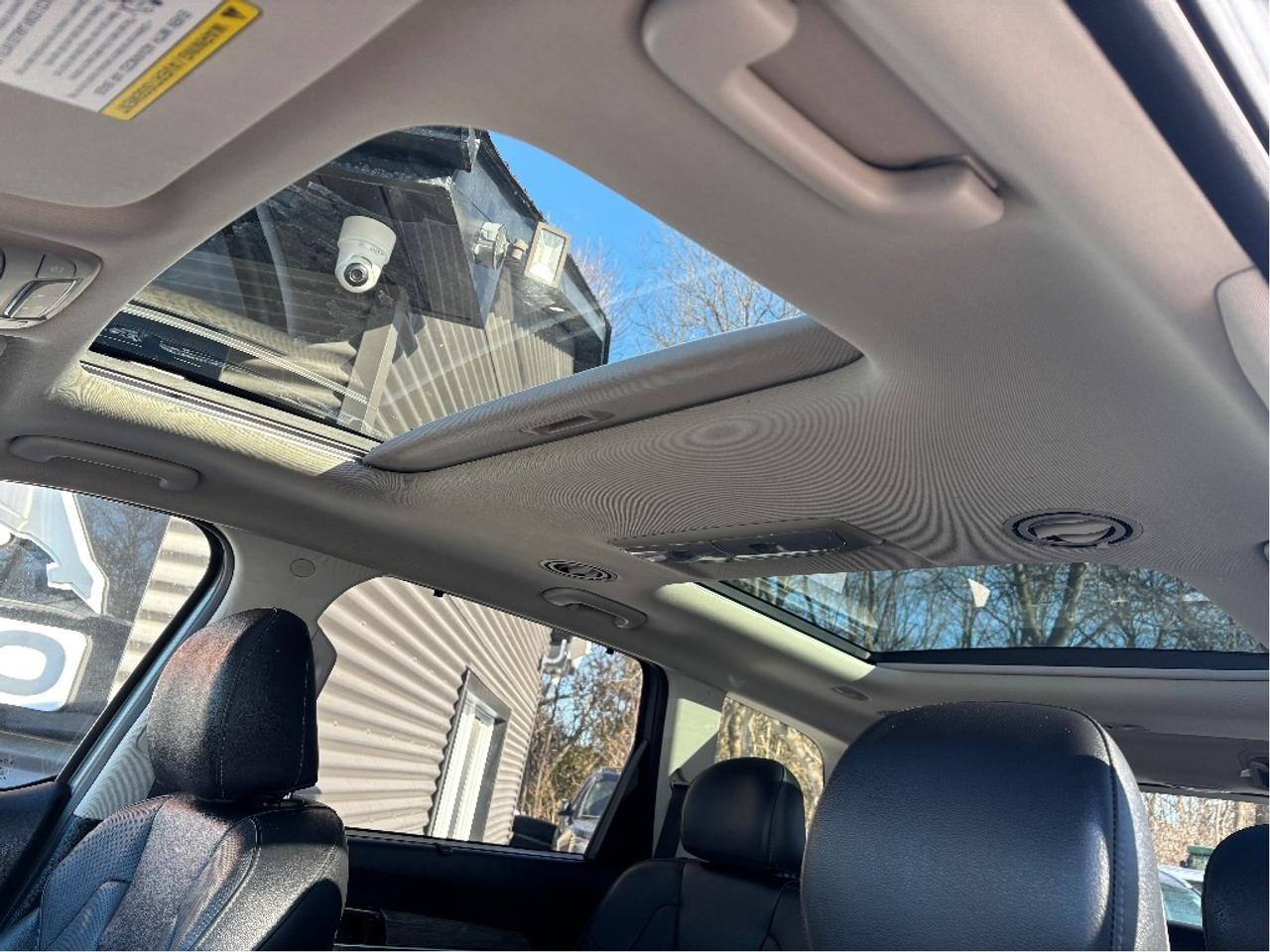 2021 Kia Telluride SX 7 PASS LEATHER DOUBLE MOONROOF NAV CL Photo