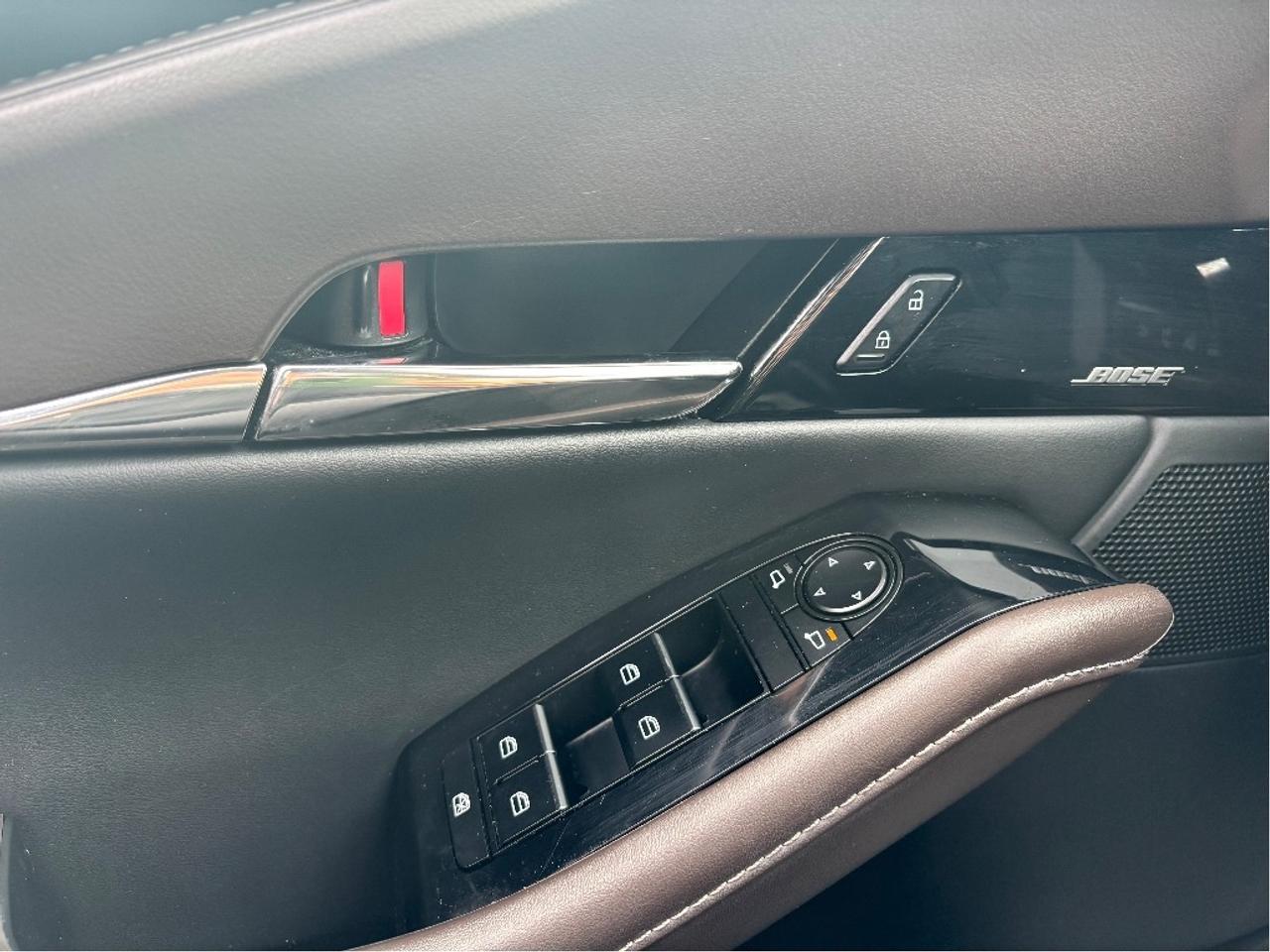 2024 Mazda CX-30 GT AWD LEATHER NAV ROOF CLEAN CARFAX Photo