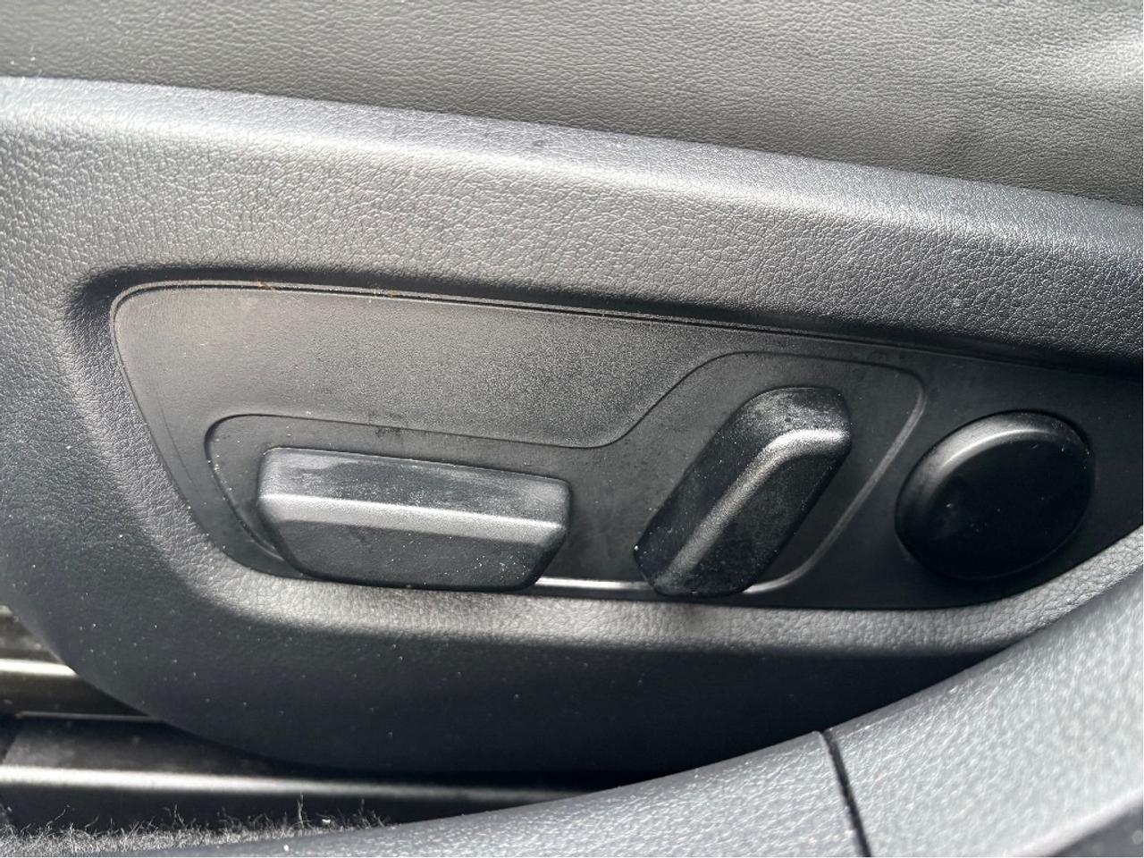 2024 Mazda CX-30 GT AWD LEATHER NAV ROOF CLEAN CARFAX Photo