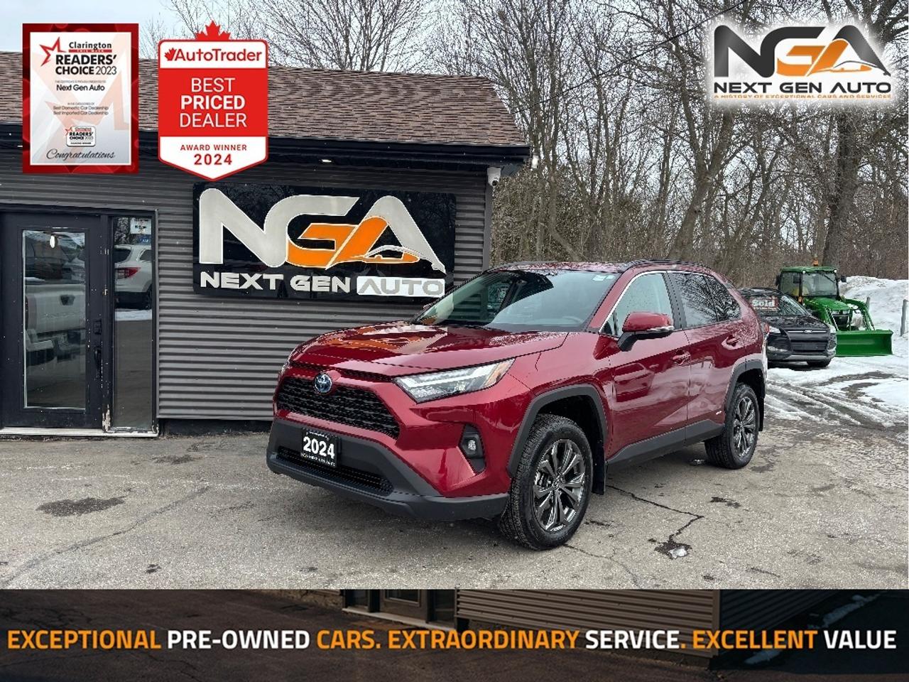 2024 Toyota RAV4 Hybrid XLE PREMIUM AWD LEATHER ROOF HEATED STEERING Photo0