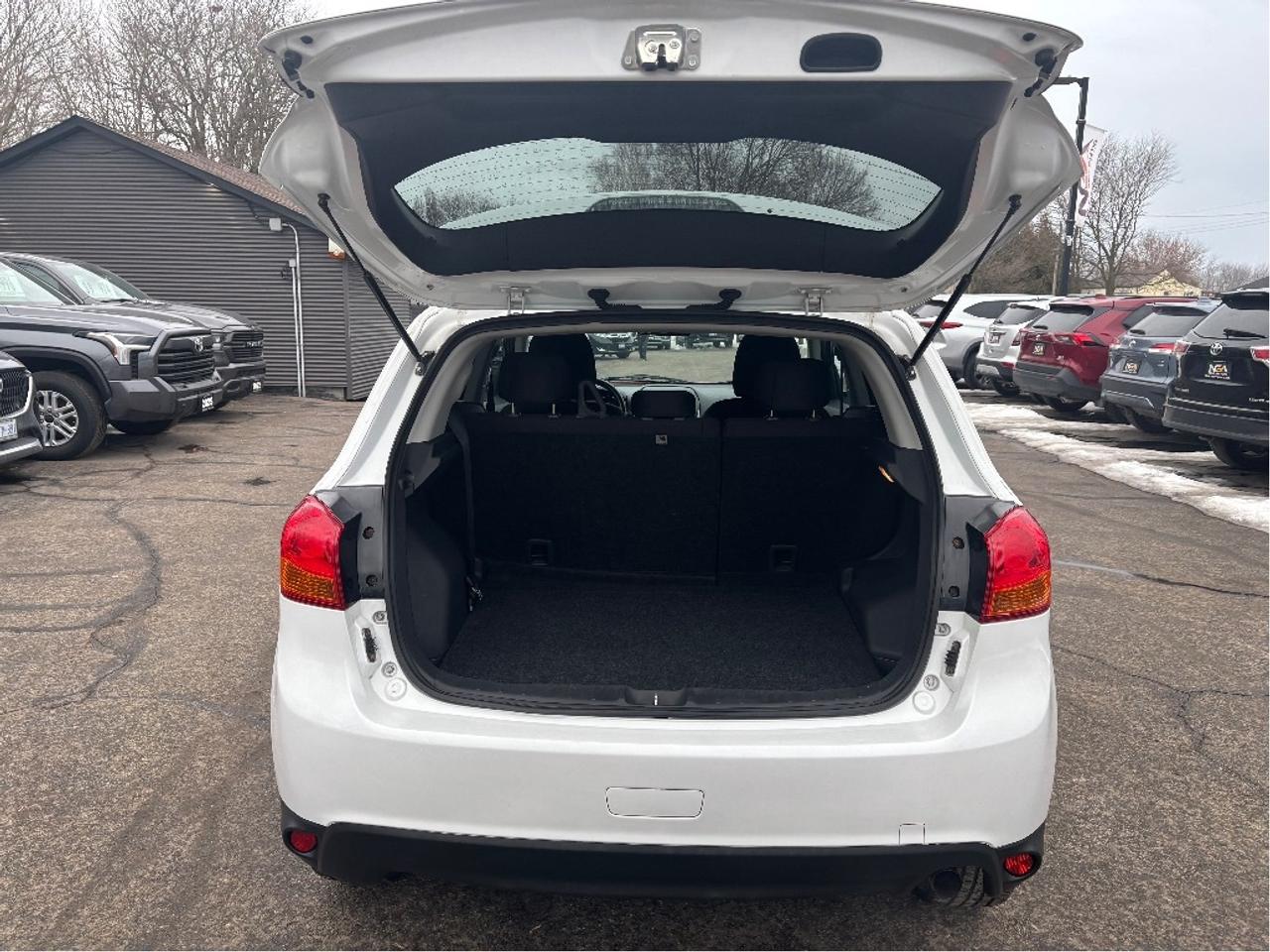 2014 Mitsubishi RVR SE Photo