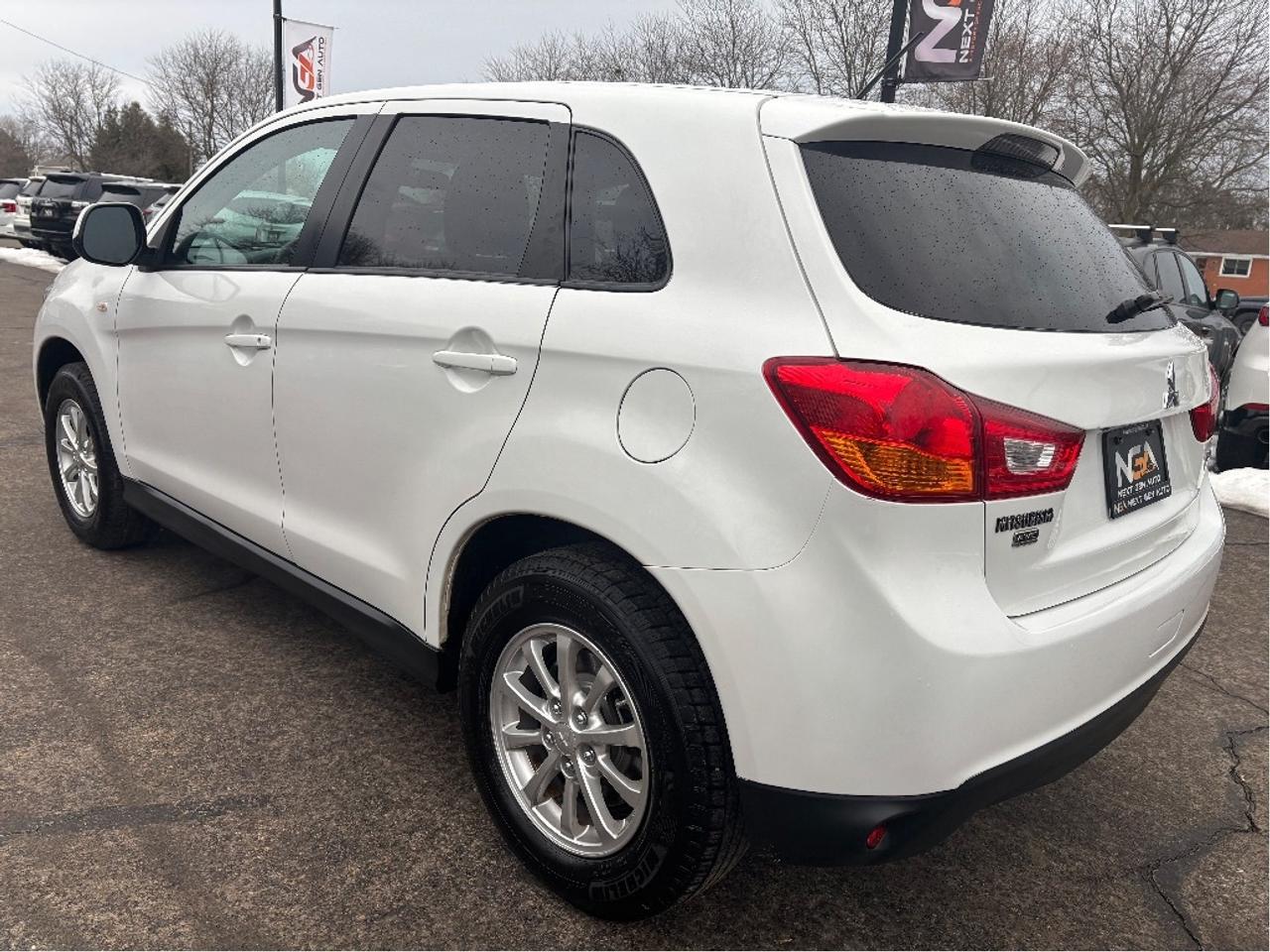 2014 Mitsubishi RVR SE Photo