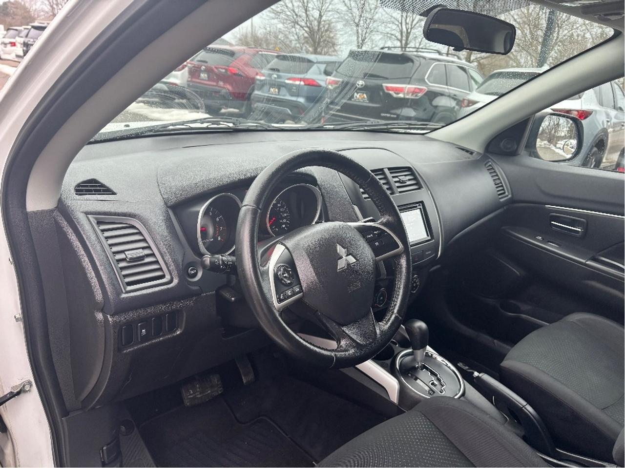 2014 Mitsubishi RVR SE Photo