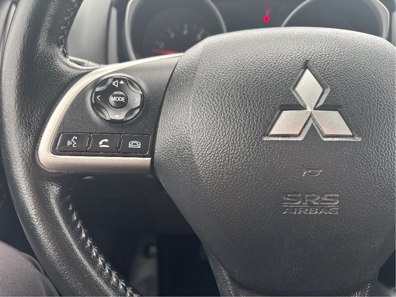 2014 Mitsubishi RVR SE Photo