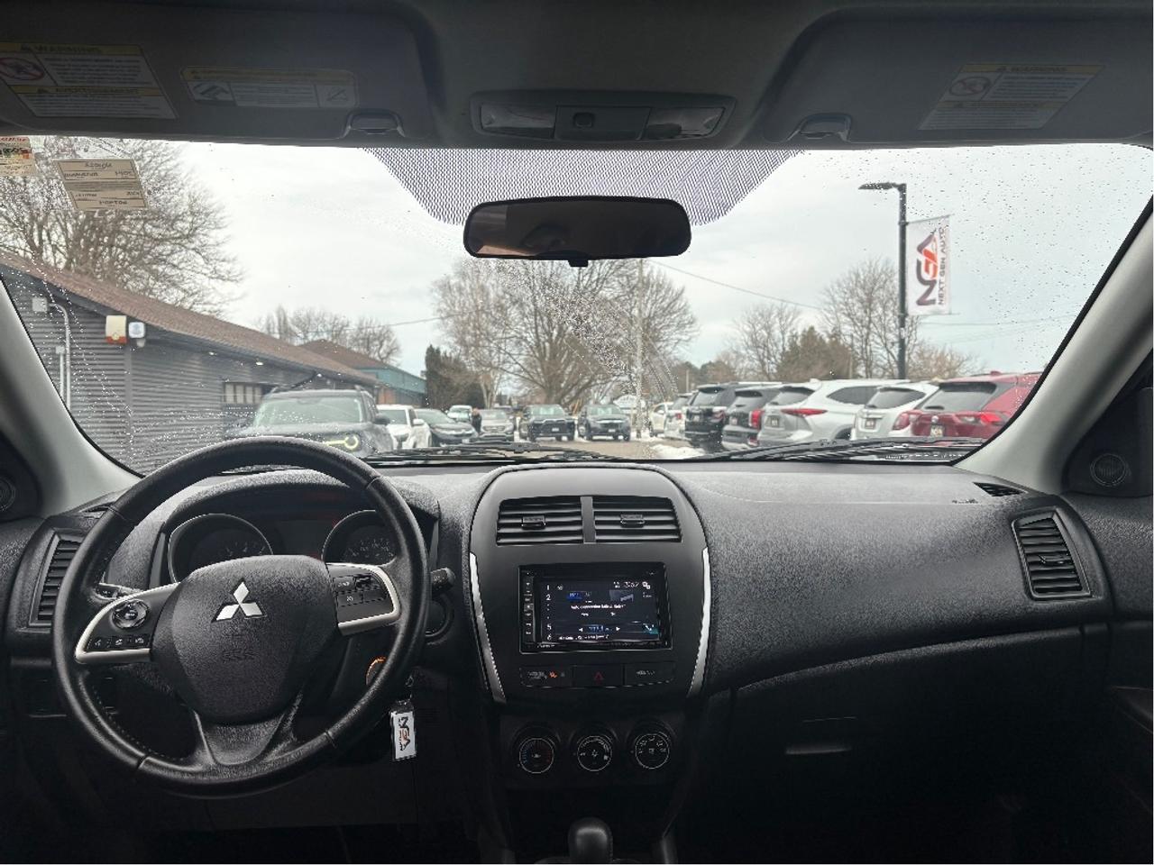 2014 Mitsubishi RVR SE Photo