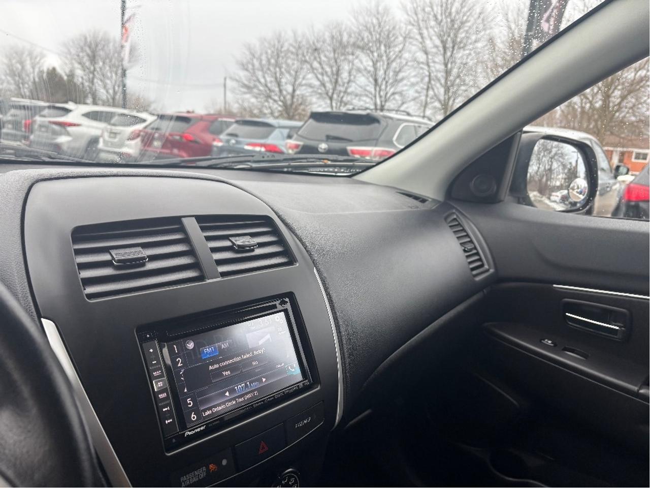 2014 Mitsubishi RVR SE Photo