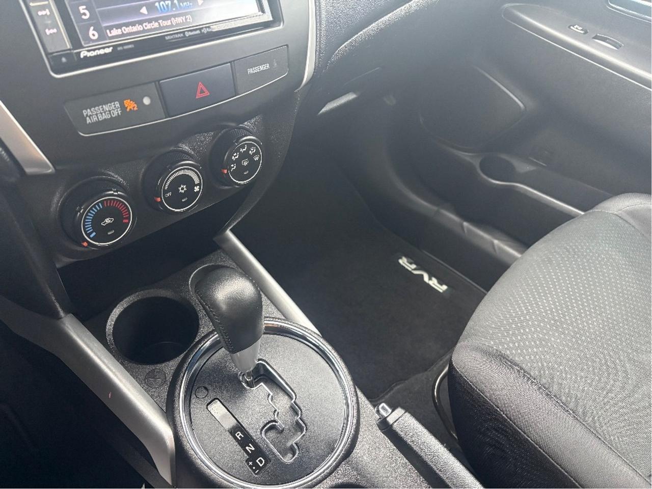 2014 Mitsubishi RVR SE Photo