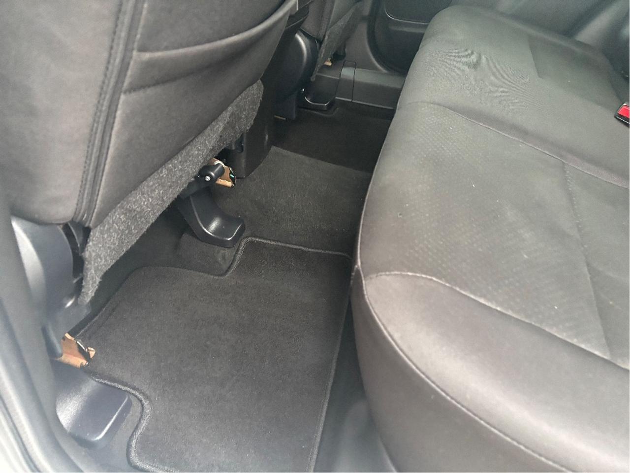 2014 Mitsubishi RVR SE Photo