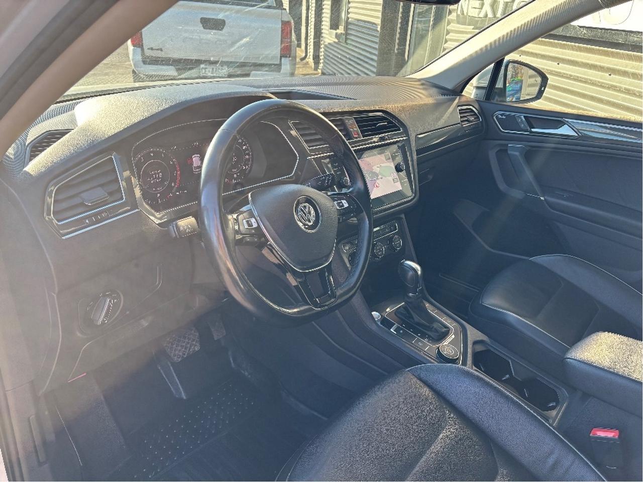 2018 Volkswagen Tiguan Highline 4MOTION Photo