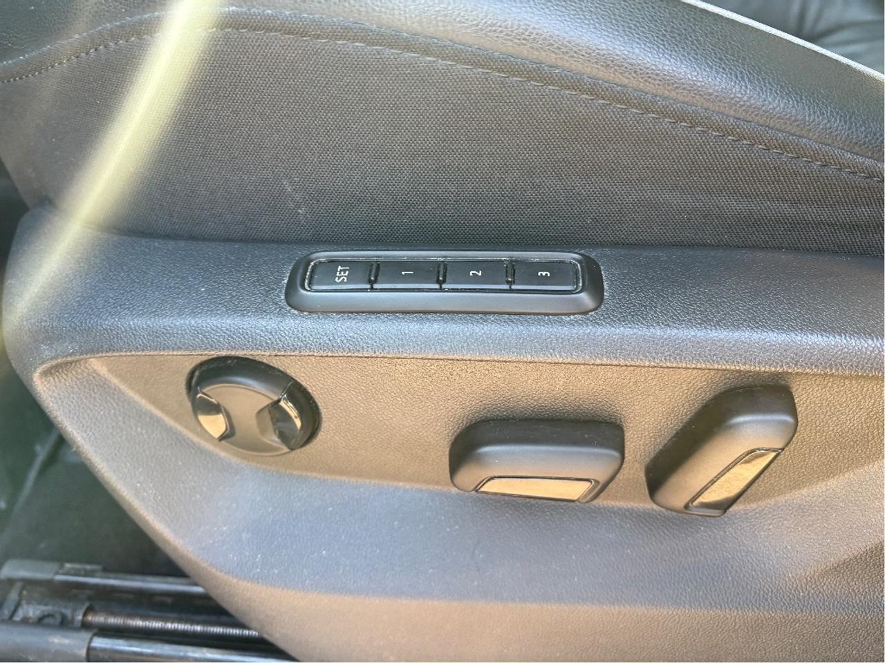 2018 Volkswagen Tiguan Highline 4MOTION Photo