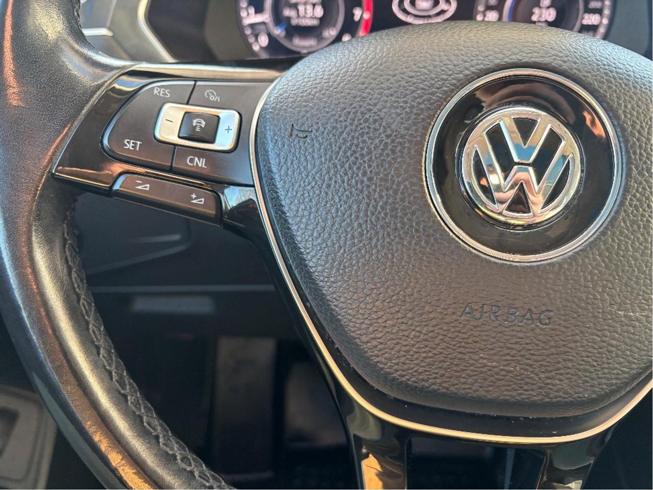 2018 Volkswagen Tiguan Highline 4MOTION Photo