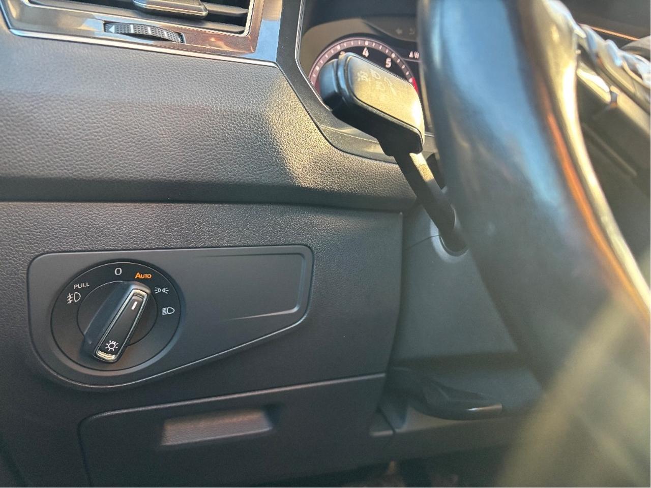 2018 Volkswagen Tiguan Highline 4MOTION Photo