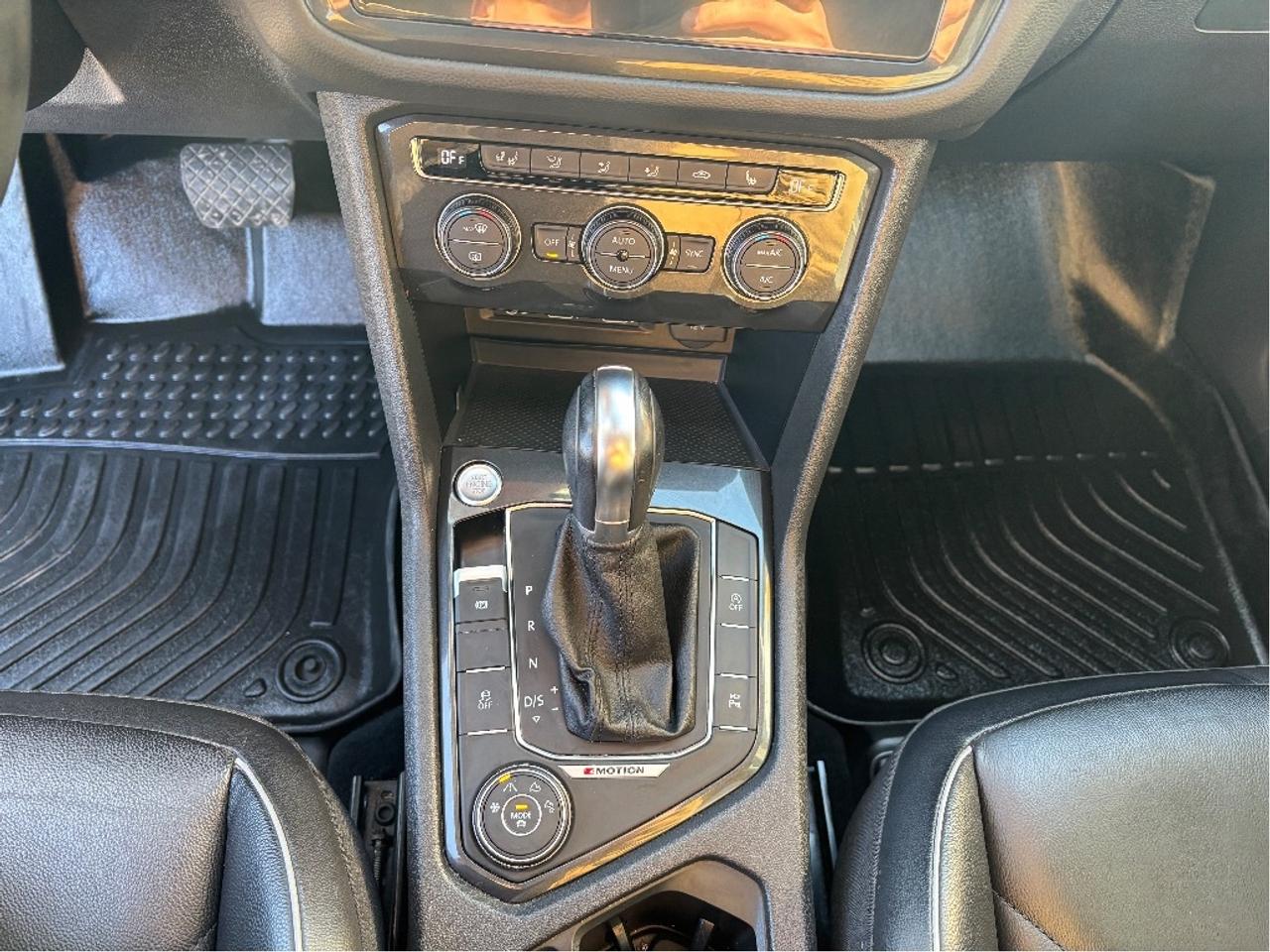 2018 Volkswagen Tiguan Highline 4MOTION Photo