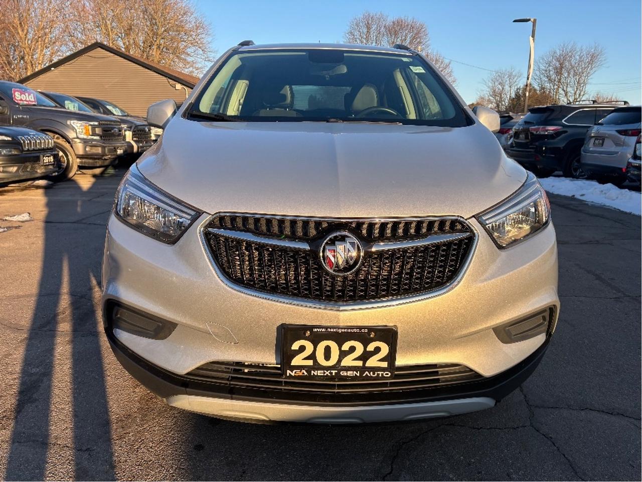 2022 Buick Encore Preferred Photo2