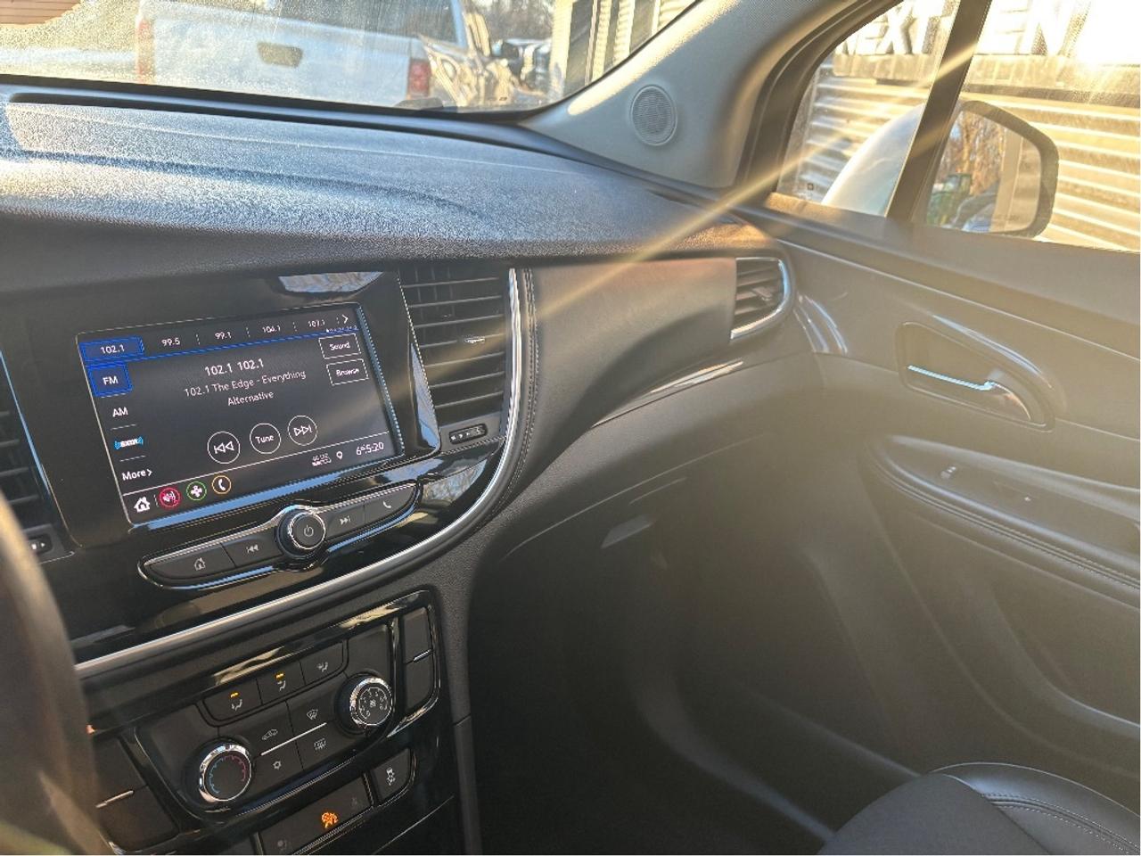 2022 Buick Encore Preferred Photo