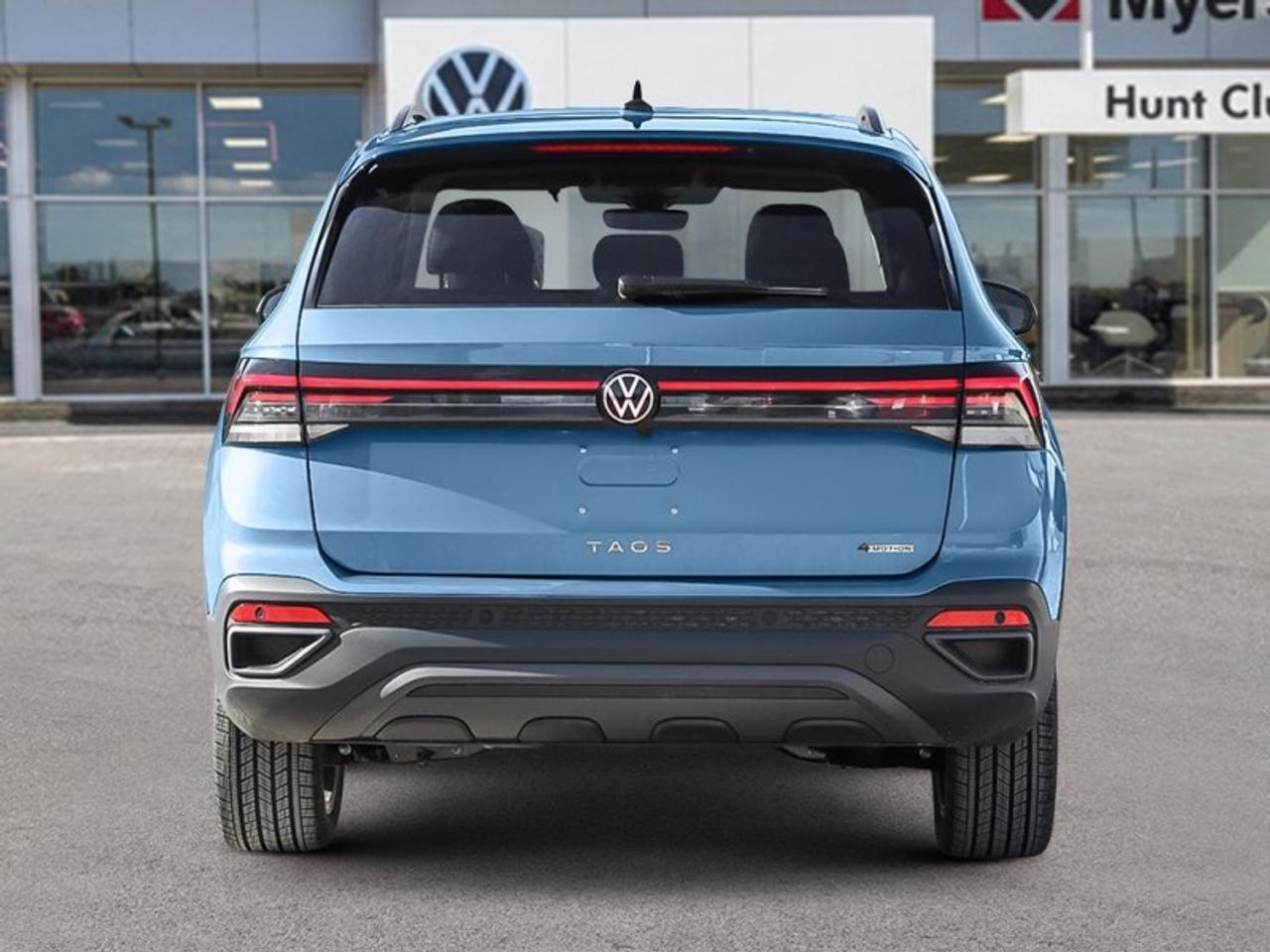 2026 Volkswagen Taos Comfortline Black Edition Photo