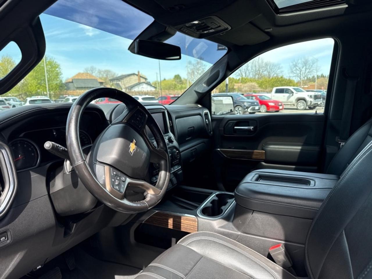 2019 Chevrolet Silverado 1500 High Country Photo