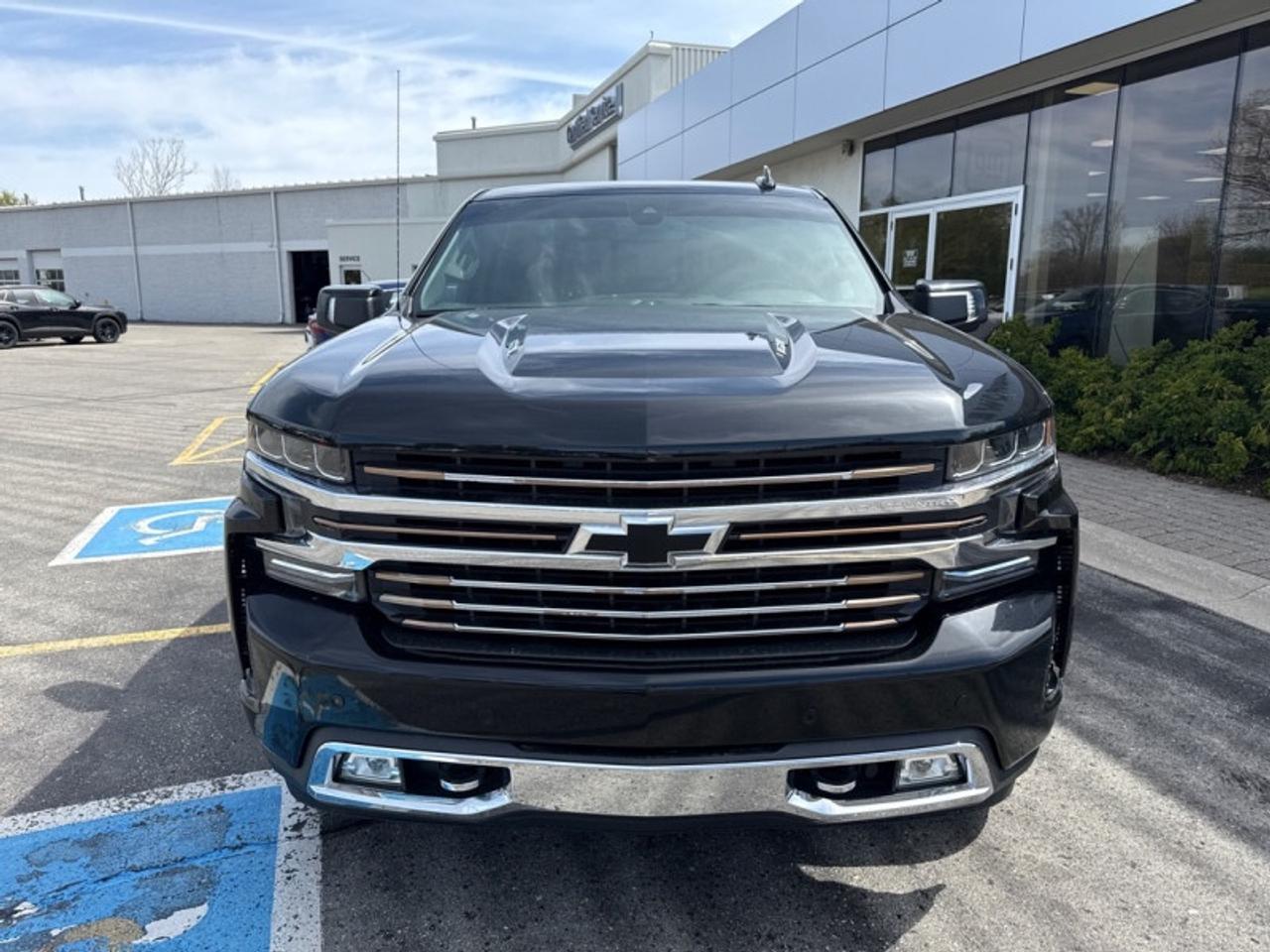 2019 Chevrolet Silverado 1500 High Country Photo