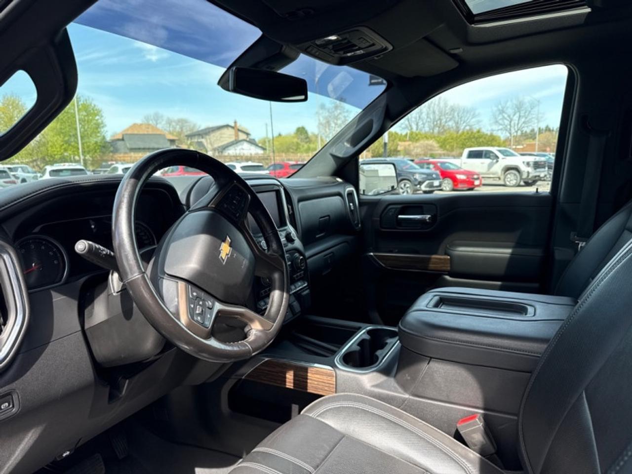 2019 Chevrolet Silverado 1500 High Country Photo