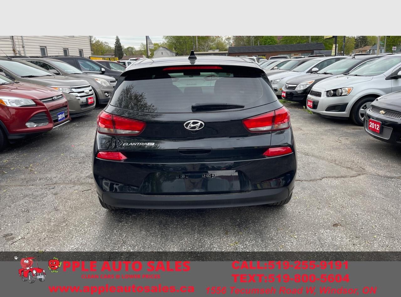 2018 Hyundai Elantra GT Base Photo