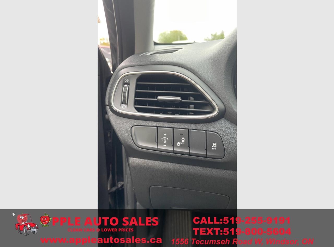 2018 Hyundai Elantra GT Base Photo