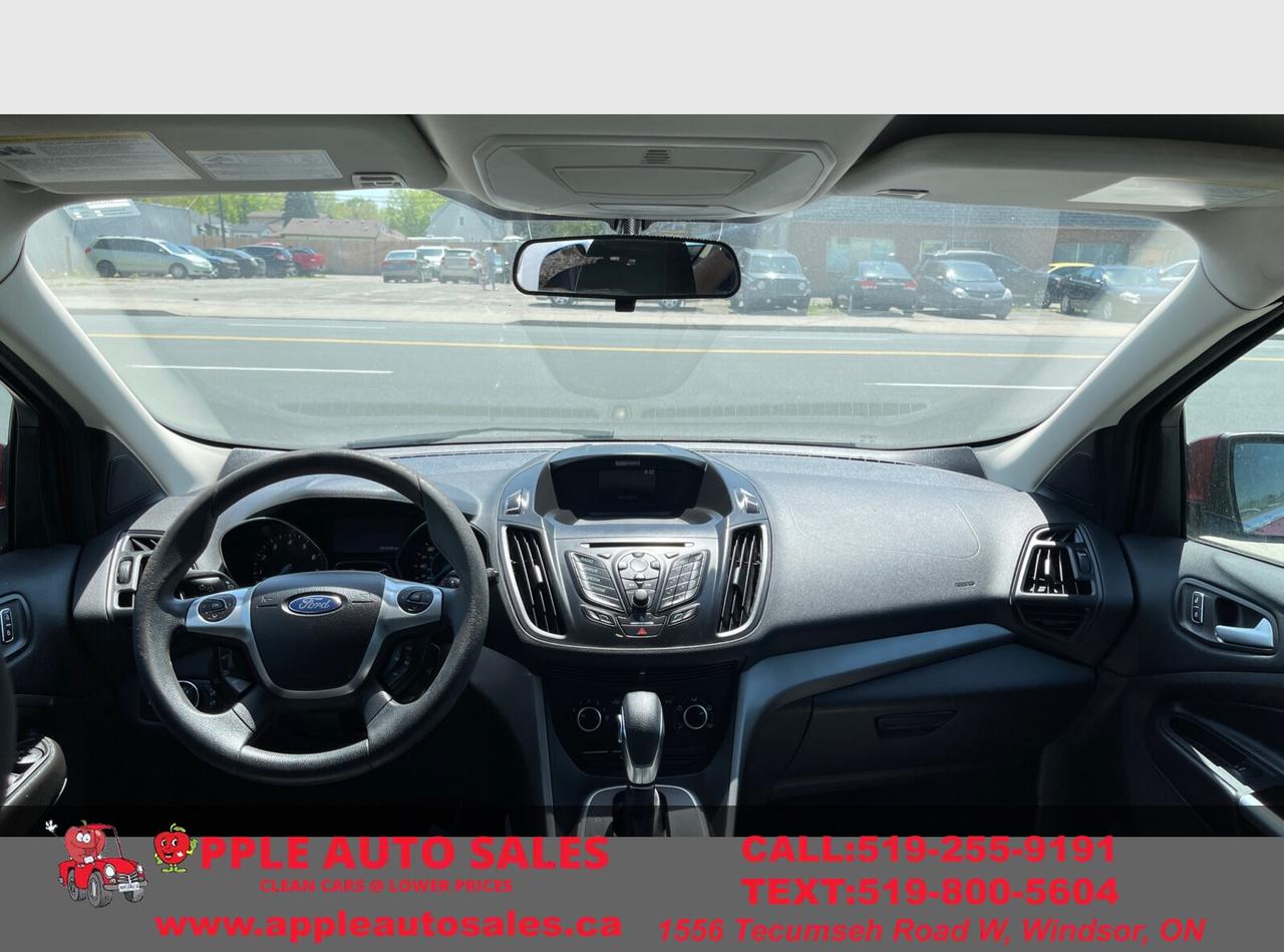 2014 Ford Escape SE Photo