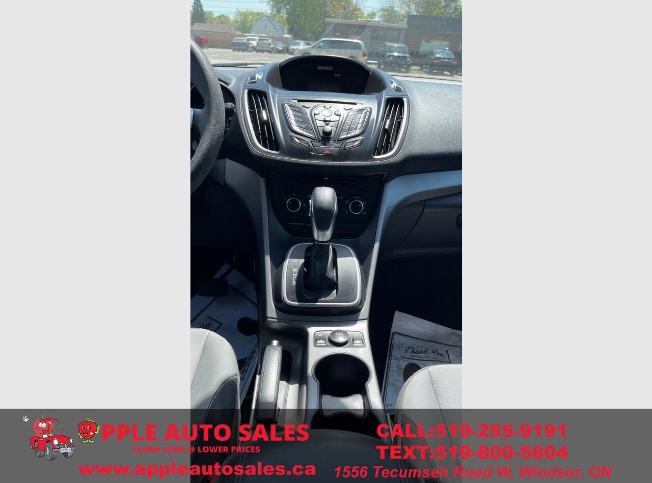 2014 Ford Escape SE Photo