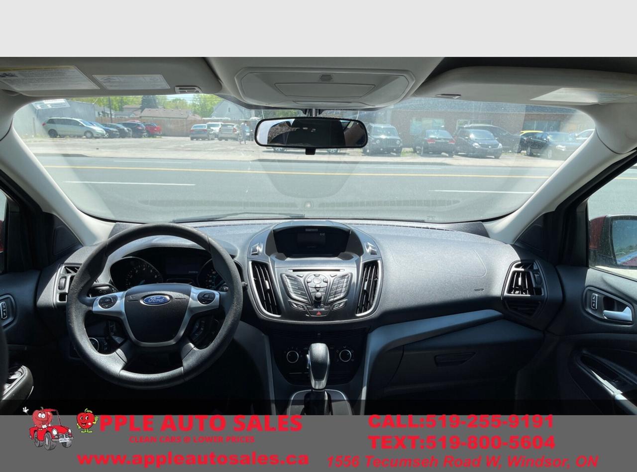 2014 Ford Escape SE Photo