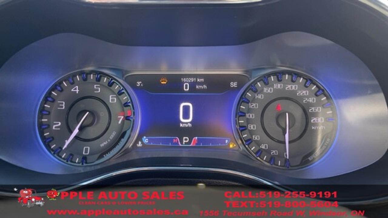 2015 Chrysler 200 S Photo