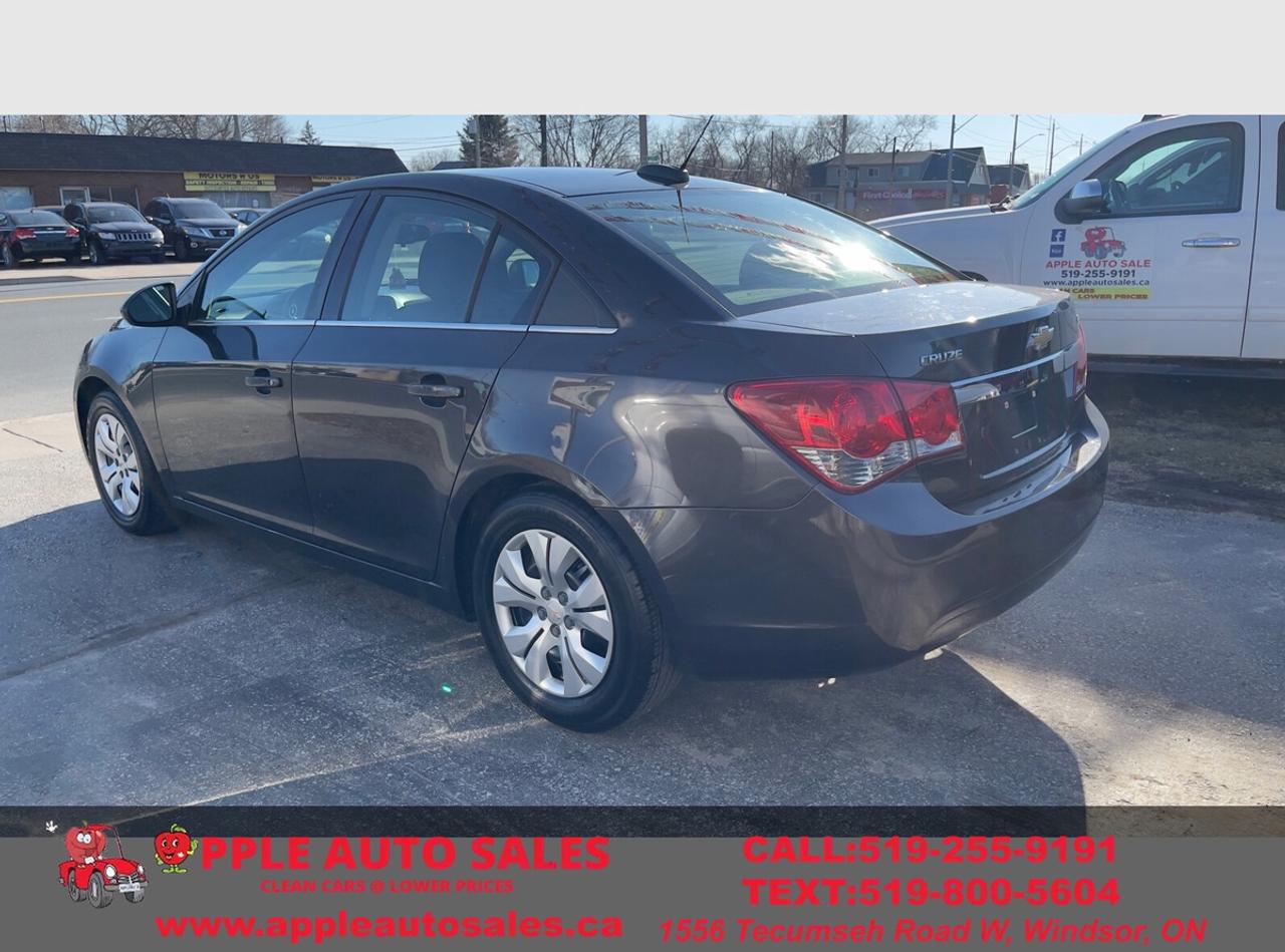 2016 Chevrolet Cruze Limited 1LT Photo