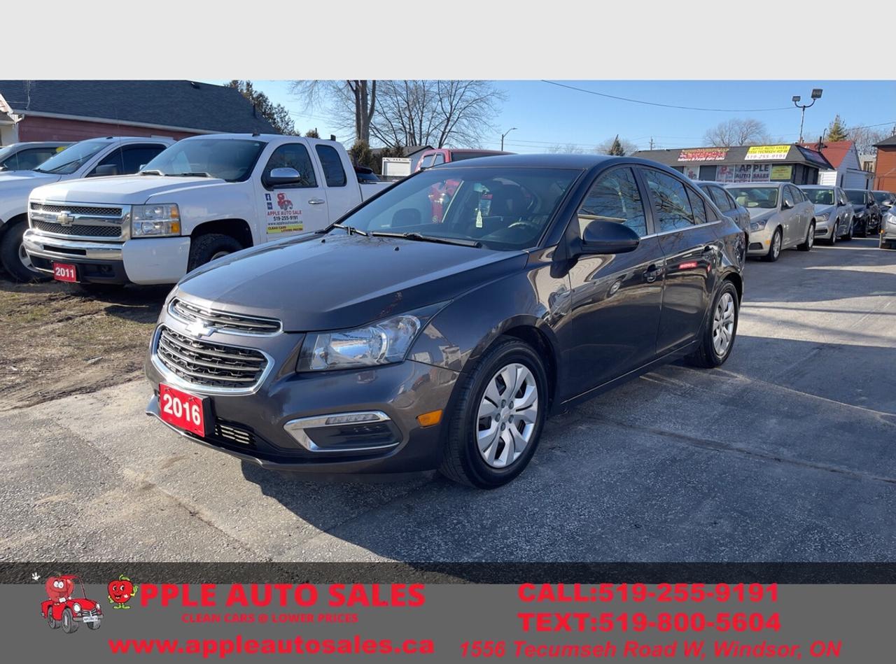 2016 Chevrolet Cruze Limited 1LT Photo0