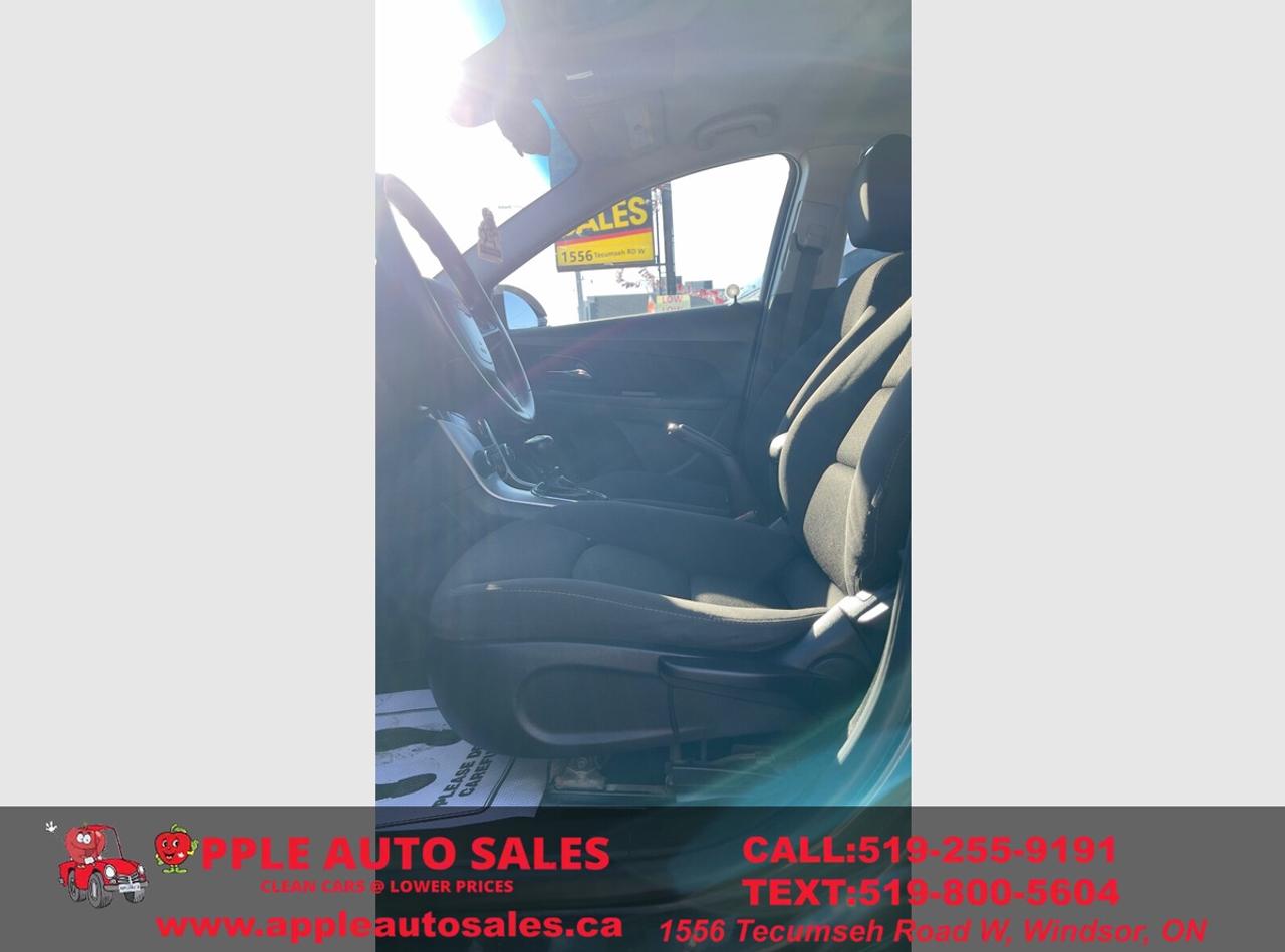 2016 Chevrolet Cruze Limited 1LT Photo