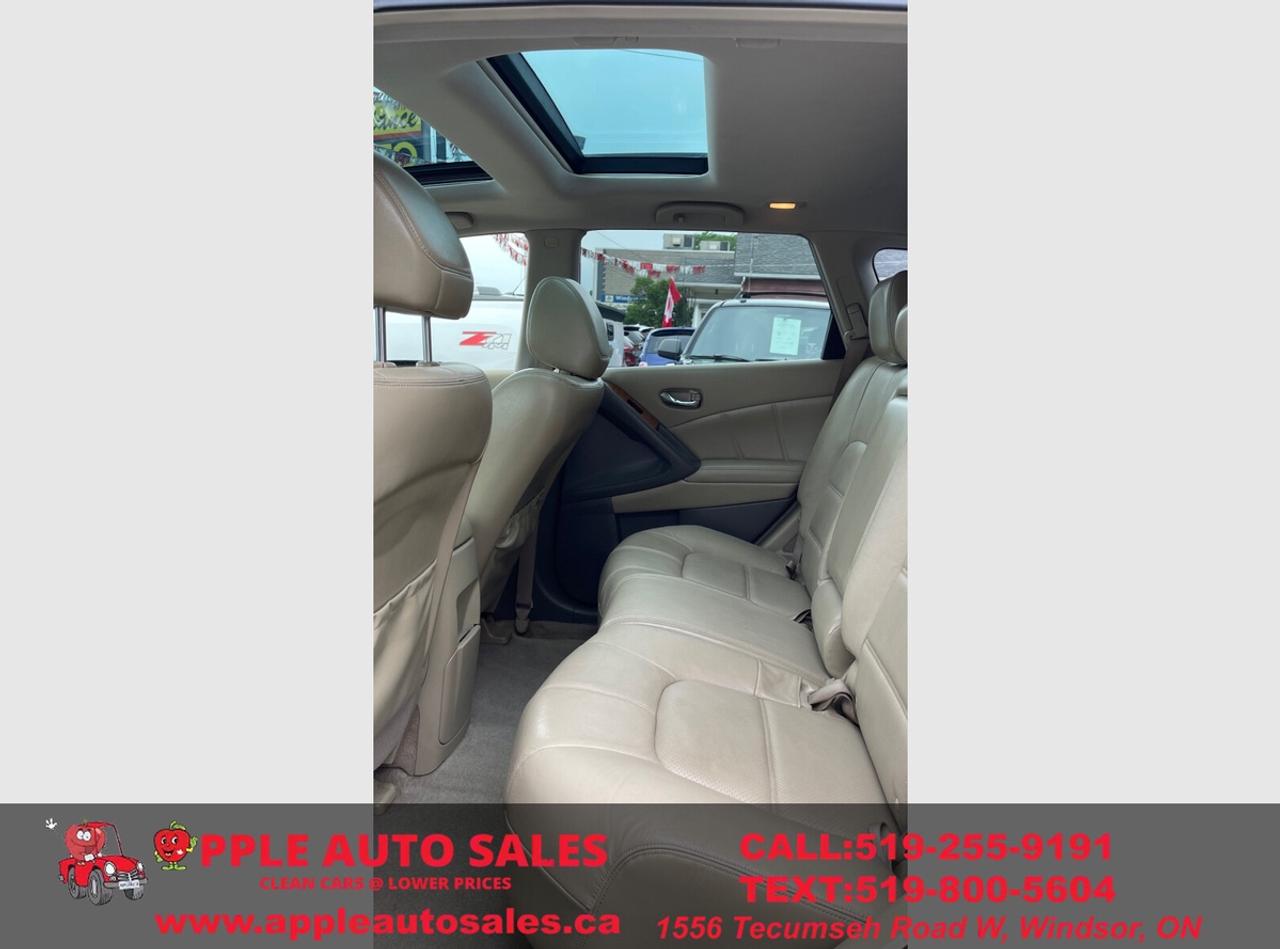 2012 Nissan Murano LE Photo