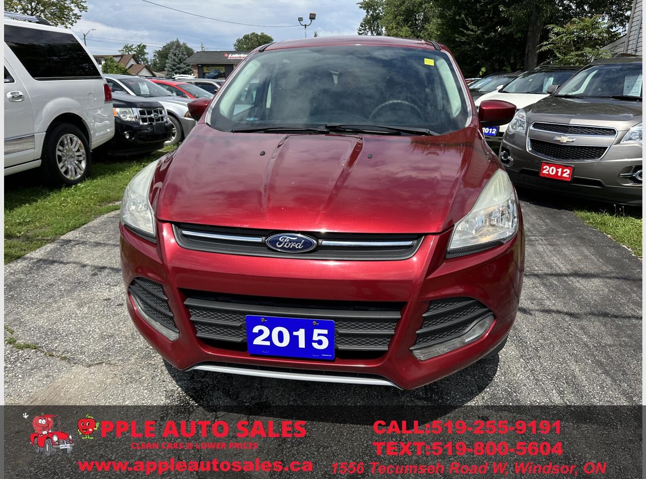 2015 Ford Escape SE Photo