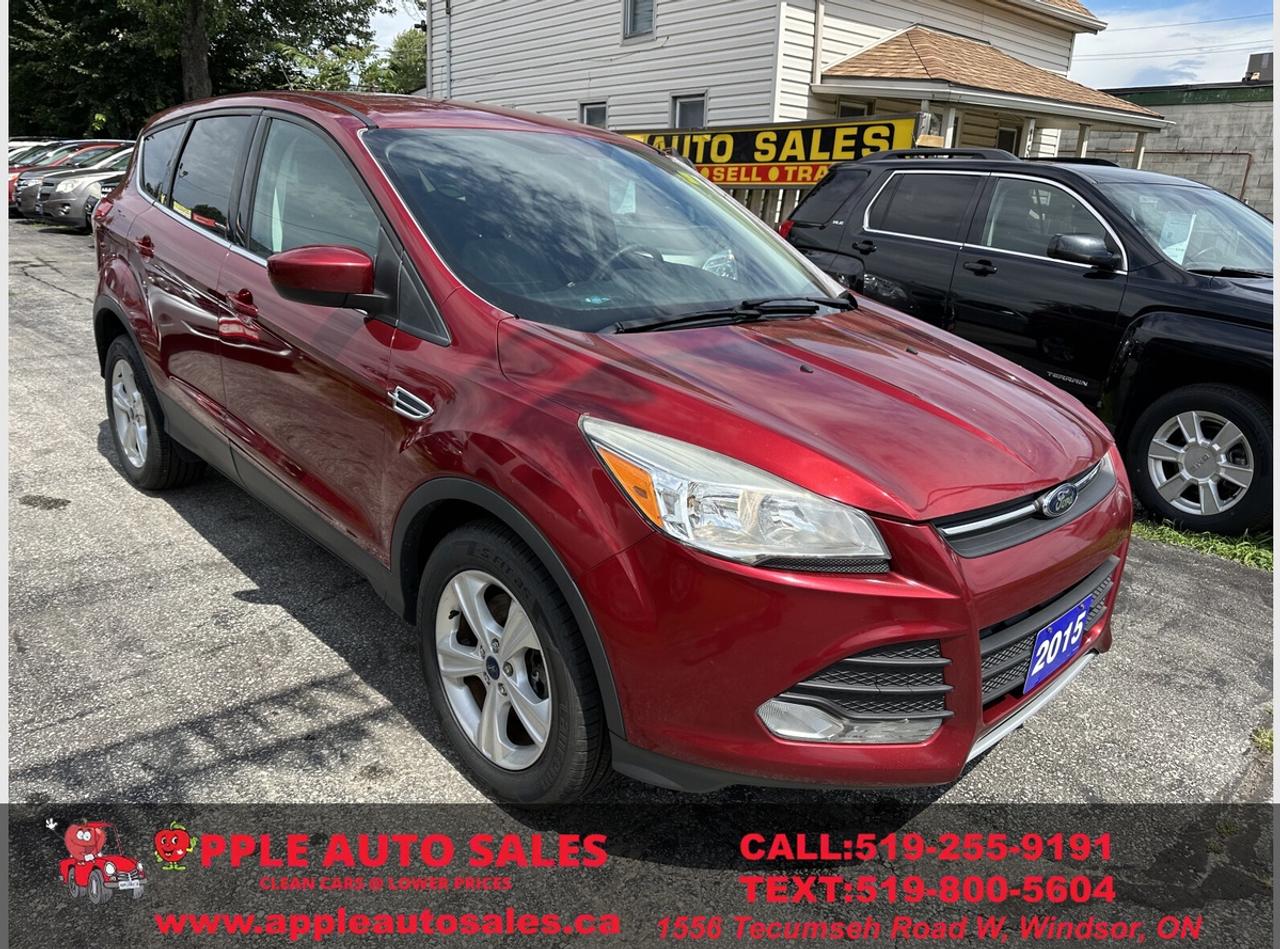 2015 Ford Escape SE Photo