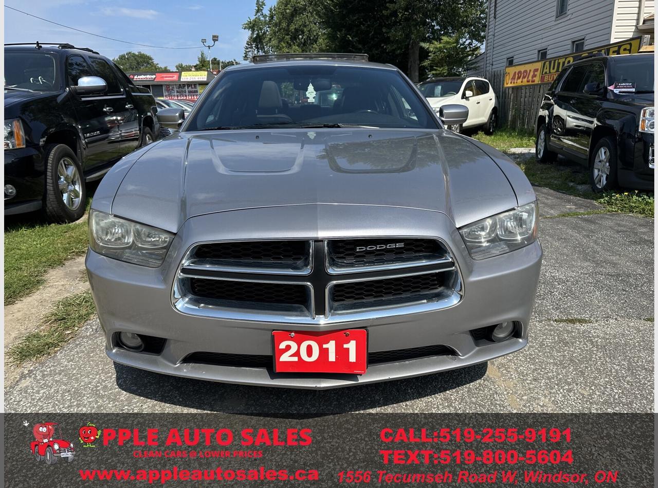 2011 Dodge Charger SE Photo