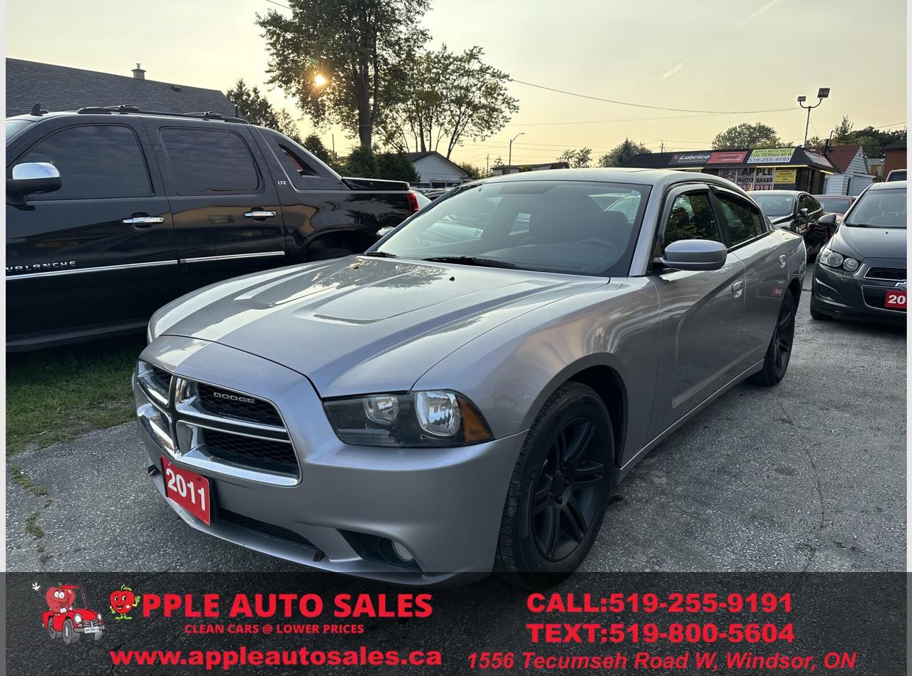 2011 Dodge Charger SE Photo