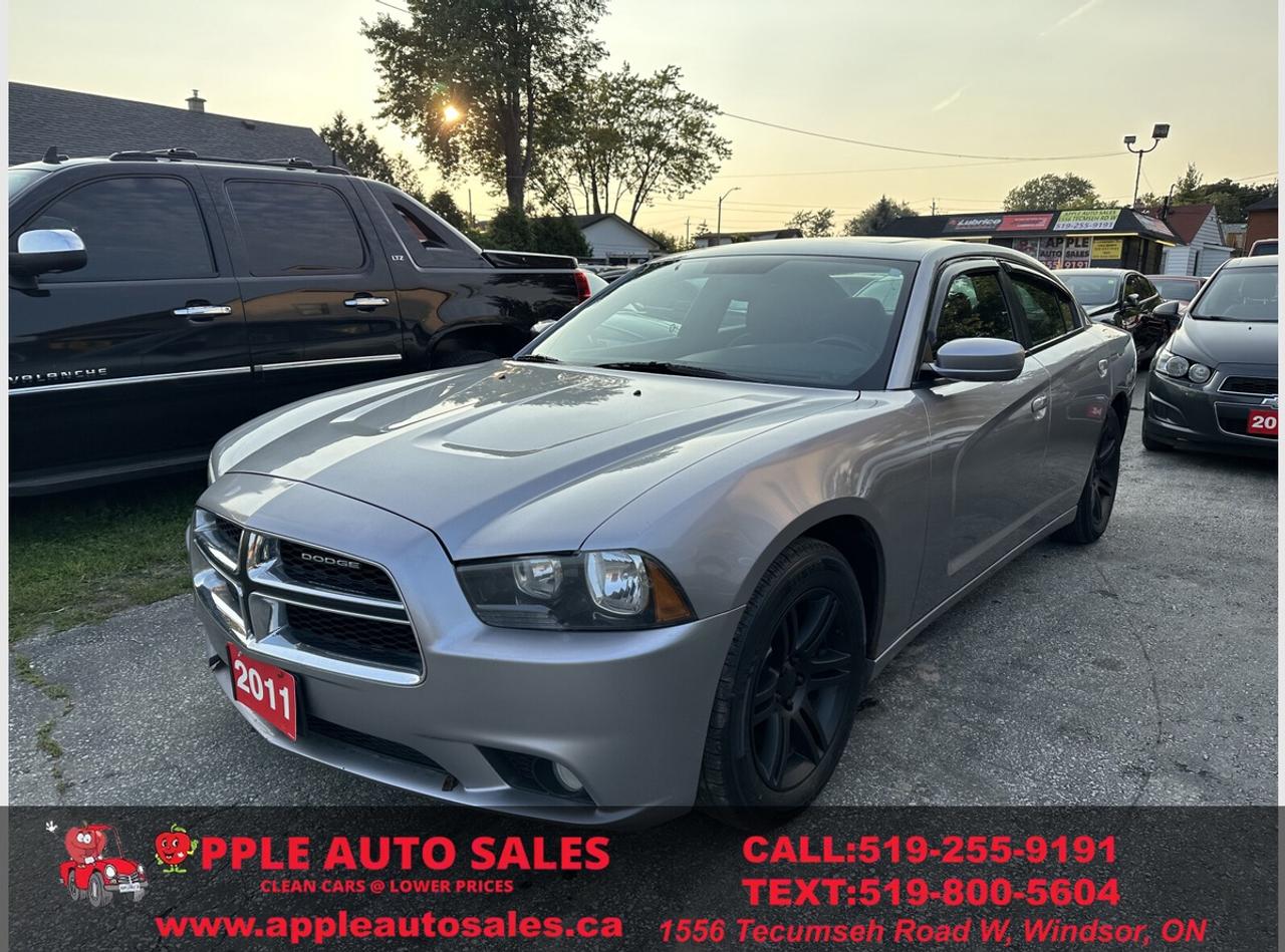 2011 Dodge Charger SE Photo