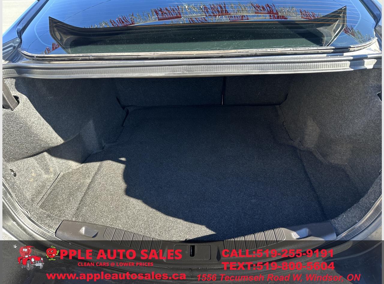 2016 Ford Fusion SE Photo