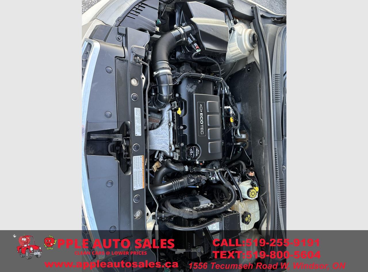 2012 Chevrolet Cruze 1LT Photo