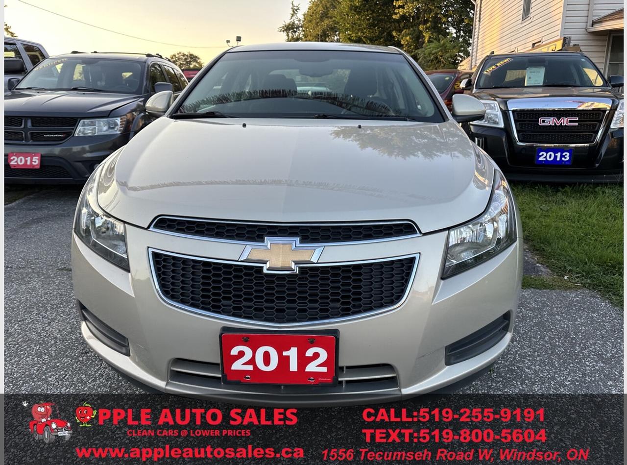 2012 Chevrolet Cruze 1LT Photo5